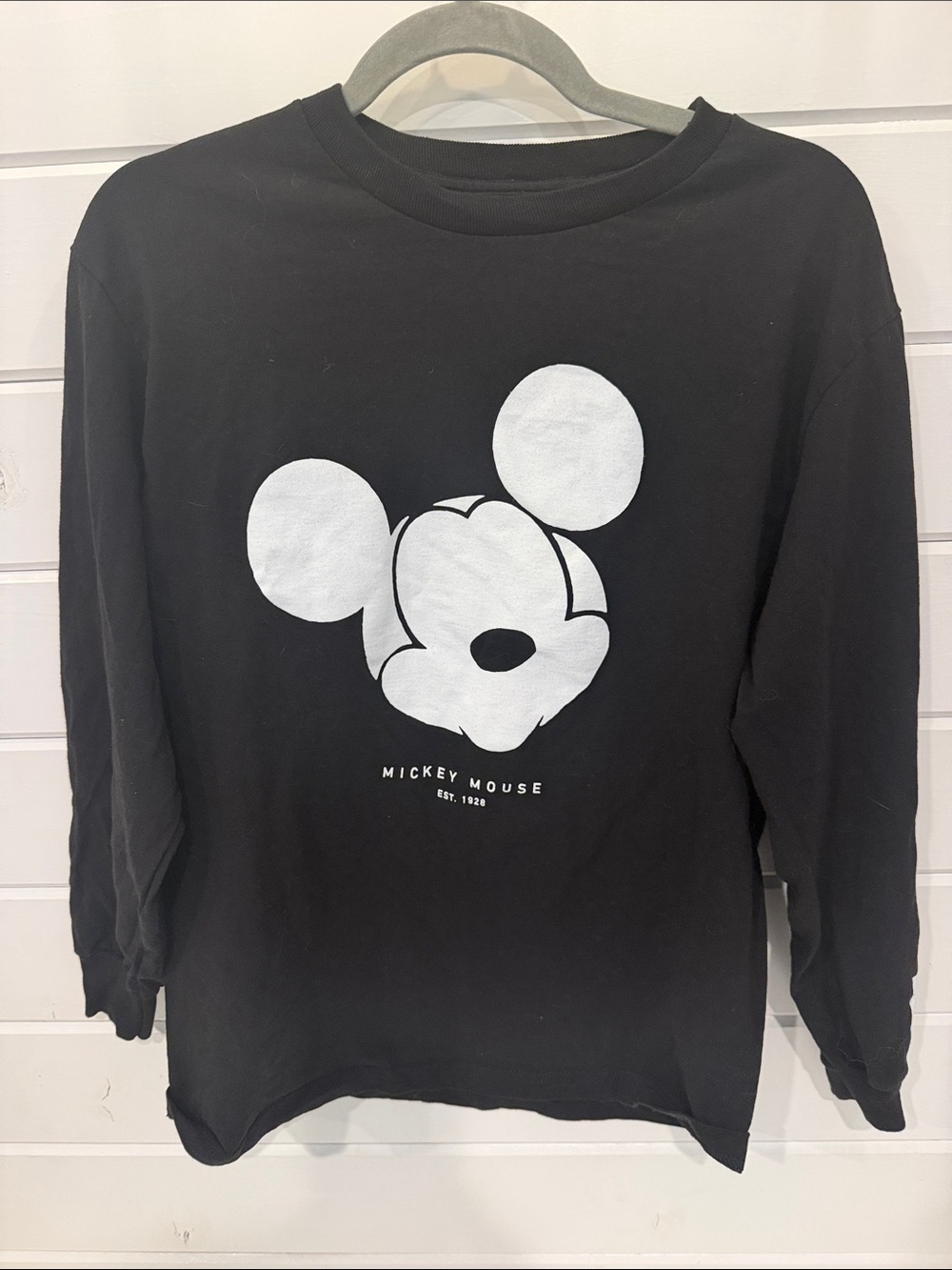 NEFF Disney Black Long-Sleeve Mickey Mouse Graphic Tee med